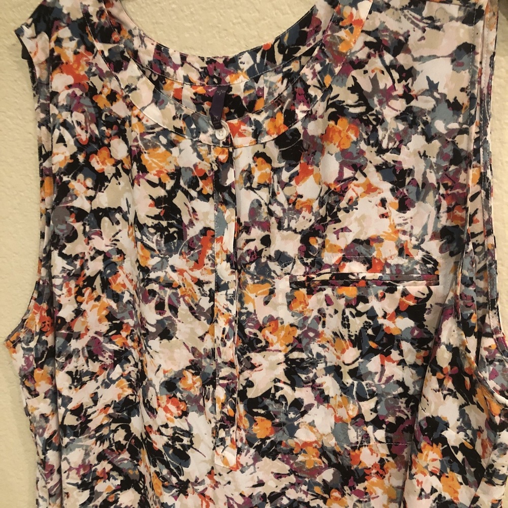 NYDJ Tank Top Womens Size 2X  White Sleeveless Floral 1/2 Button Flowy